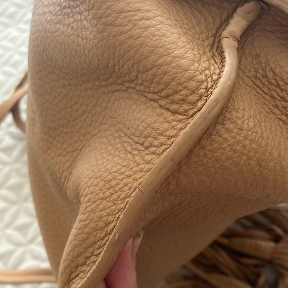 Y2k Etienne Aigner leather camel tote shoulder bag 17”up width x10”inches tall - Picture 11 of 15